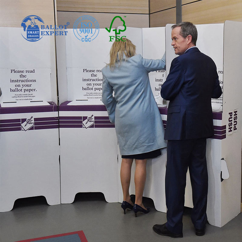 Australia voting booth2
